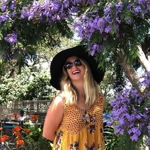 Meet your Posher, Hailey